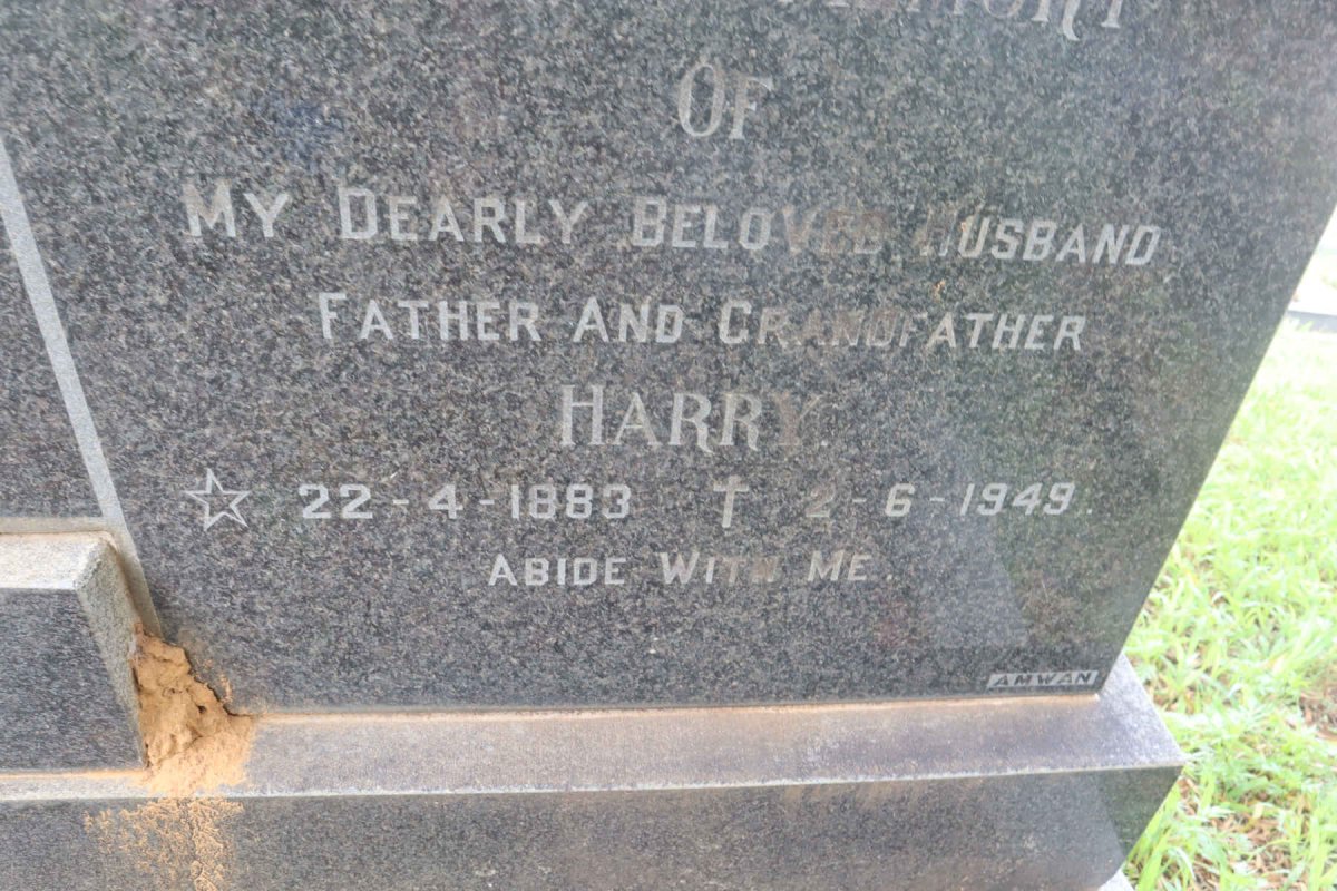 ROBERTS Harry 1883-1949 &amp; Agnes SCHWARZER 1889-1970