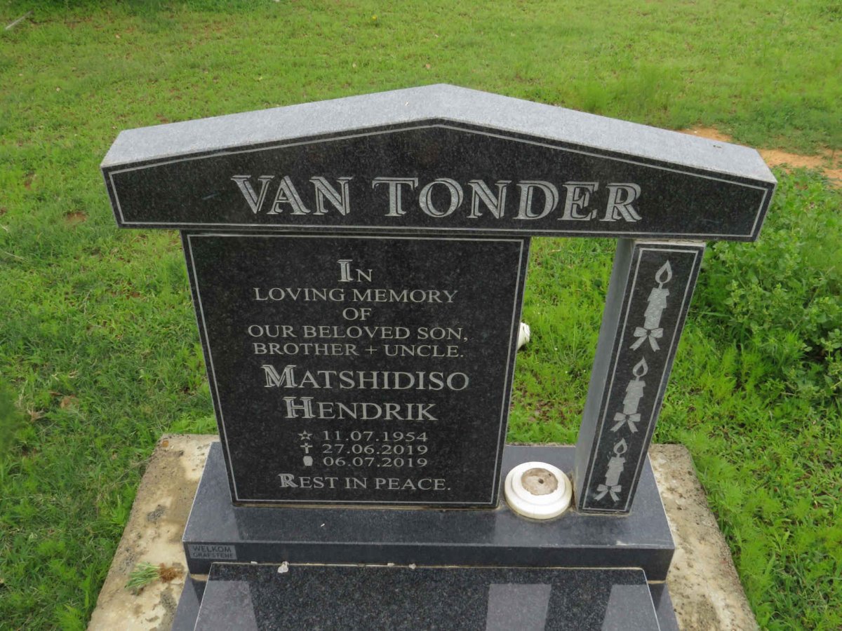 TONDER Matshidiso Hendrik, van 1954-2019