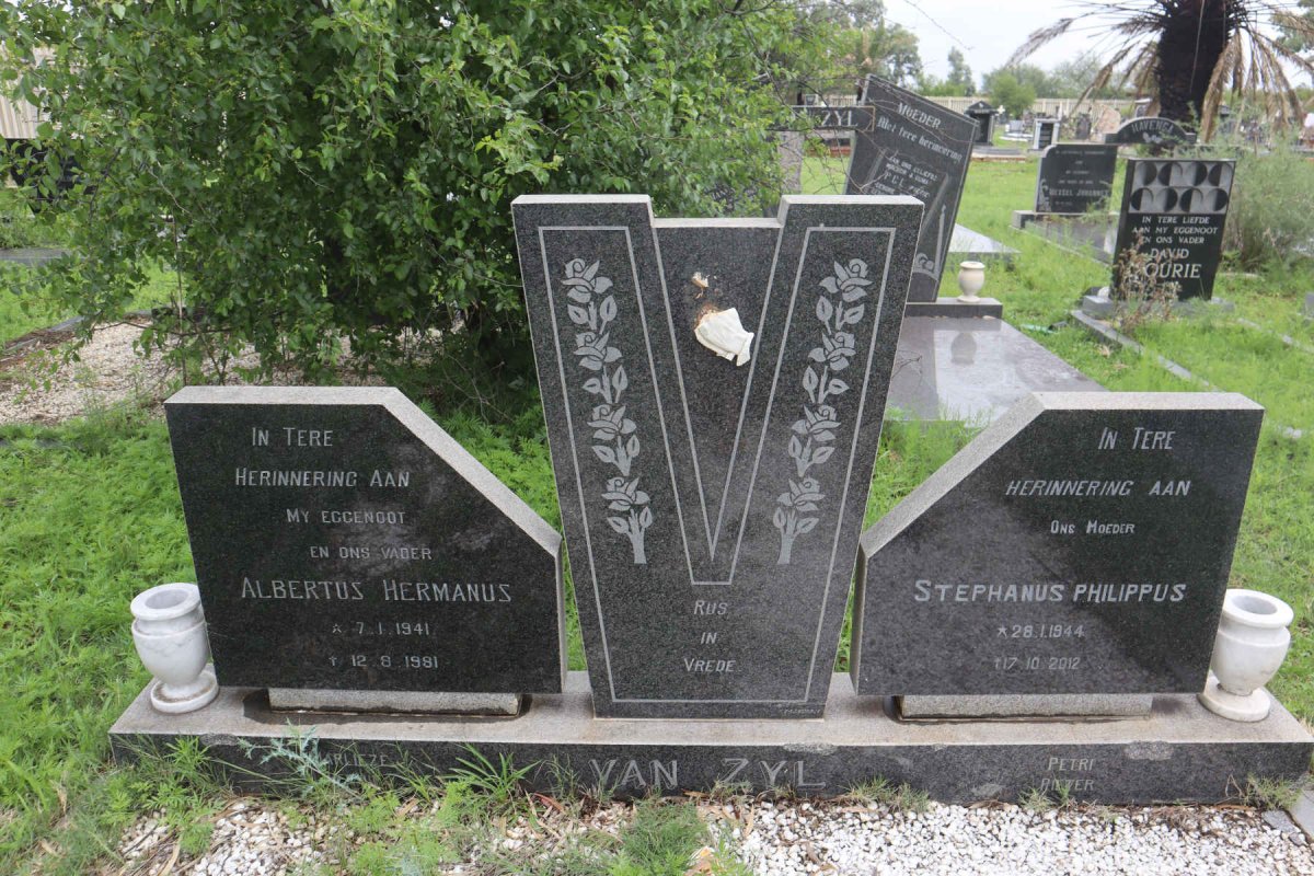ZYL Albertus Hermanus, van 1941-1981 &amp; Stephanus Philippus 1944-2012