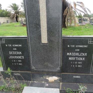 ? Dederik Johannes 1920-1983 &amp; Magdalena Martina 1925-1983