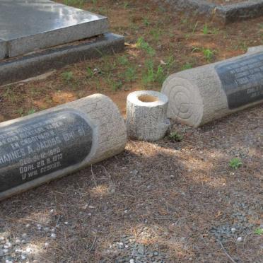 JACOBS Johannes A. 1890-1973 &amp; Louisa Sophia DU TOIT 1892-1957