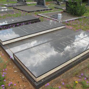 KELLY Joseph Martin 1914-1988 &amp; Christina Johanna 1934-