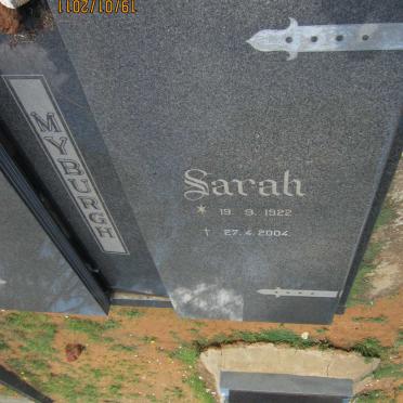 MYBURGH Hennie 1926-1991 &amp; Sarah 1922-2004
