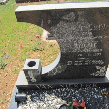 NIEKERK Roelf, van 1968-1993