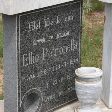 JORDAAN Ellie Petronella nee VAN DER BERG 1944-1990