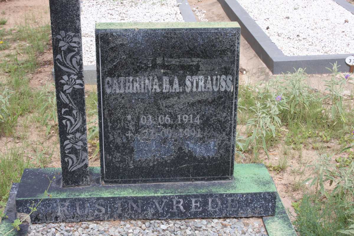 STRAUSS Cathrina B.A. 1914-1991