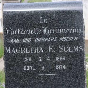 SOLMS Magretha E. 1886-1974