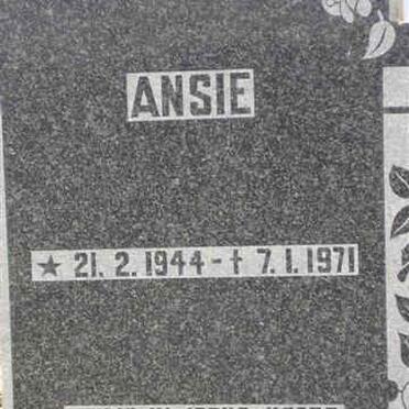 CILLIERS Ansie 1944-1971