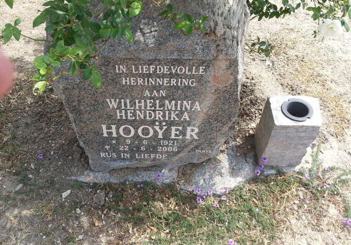 HOOYER Wilhelmina Hendrika 1921-2006