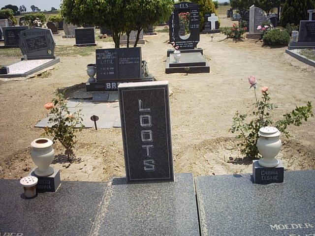 LOOTS Schalk Jacobus 1921-1988 &amp; Susara Elizabeth ESTERHUYSE 1925