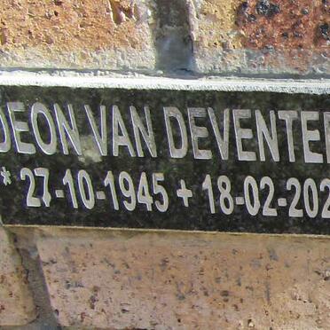 DEVENTER Deon, van 1945-2020