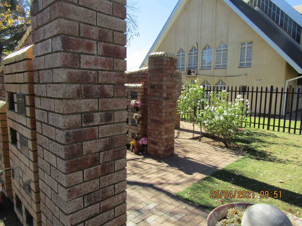 2. Overview / Oorsig