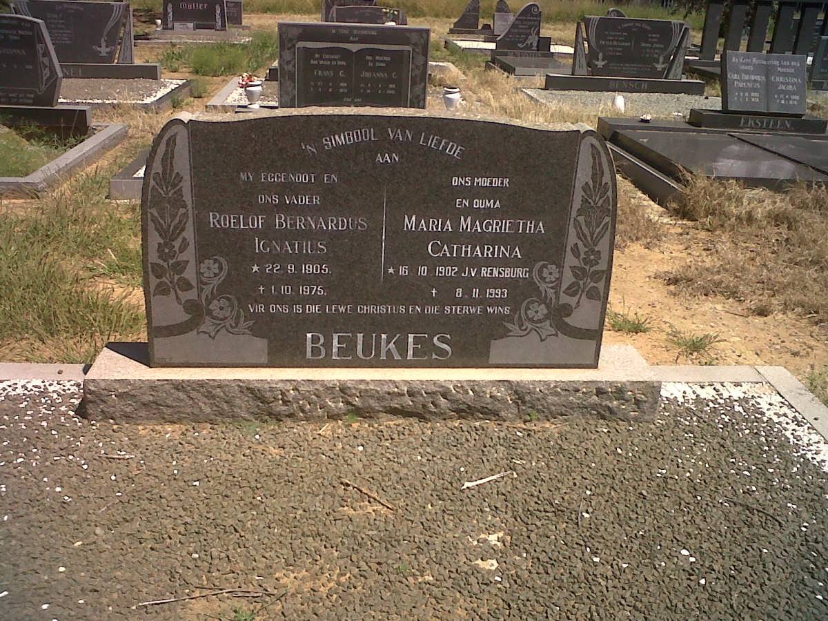 BEUKES Roelof Bernardus Ignatius 1905-1975 &amp; Maria Magrietha Catharina J. v. RENSBURG 1902-1993