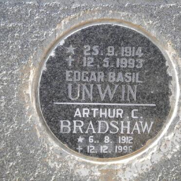 BRADSHAW Arthur C. 1912-1996 :: UNWIN Edgar Basil 1914-1993 