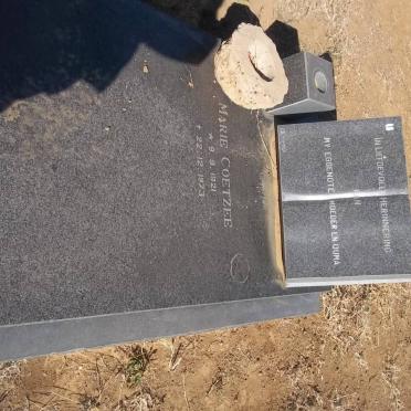 COETZEE Marie 1921-1973