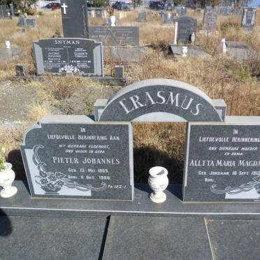 ERASMUS Pieter Johannes 1909-1986 &amp; Aletta Maria Magdalena JORDAAN 1913-
