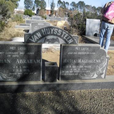 HUYSSTEEN Johan Abraham 1904-1970 &amp; Maria Magdalena NAUDE 1911-1988