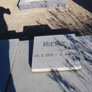 LUBBE Miemie 1909-1986