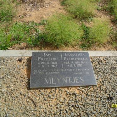 MEYNTJES Jan Frederik 1888-1972 &amp; Dorathea Petronella BRITS 1895-1983