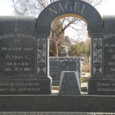 NAGEL Petrus C. 1876-1967 &amp; Huibreg M. MIENIE 1888-1957