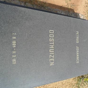 OOSTHUIZEN Petrus Johannes 1904-1971