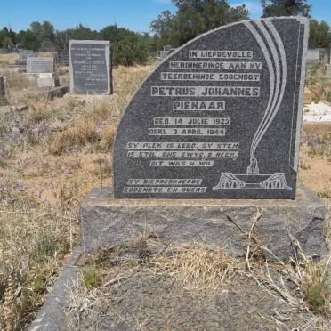 PIENAAR Petrus Johannes 1923-1944