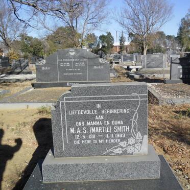 SMITH M.A.S. 1911-1989