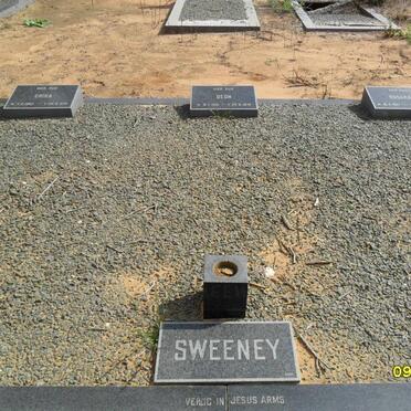 SWEENEY Erika 1962-1972 :: SWEENY Deon 1961-1972 :: SWEENY Susarah 1957-1972