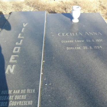 VILJOEN Tjaart 1928-1994 &amp; Cecilia Anna LOUW 1932-1994         