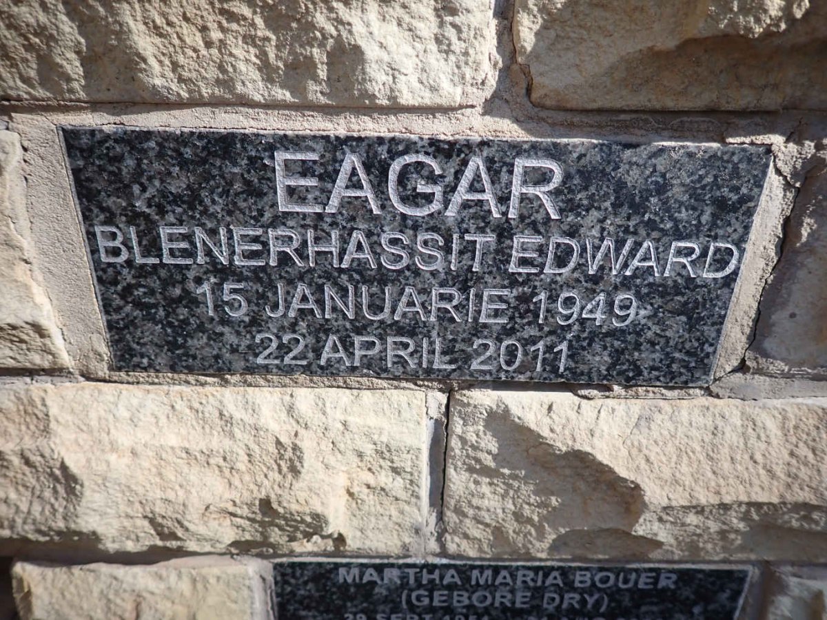 EAGAR Blenerhassit Edward 1949-2011