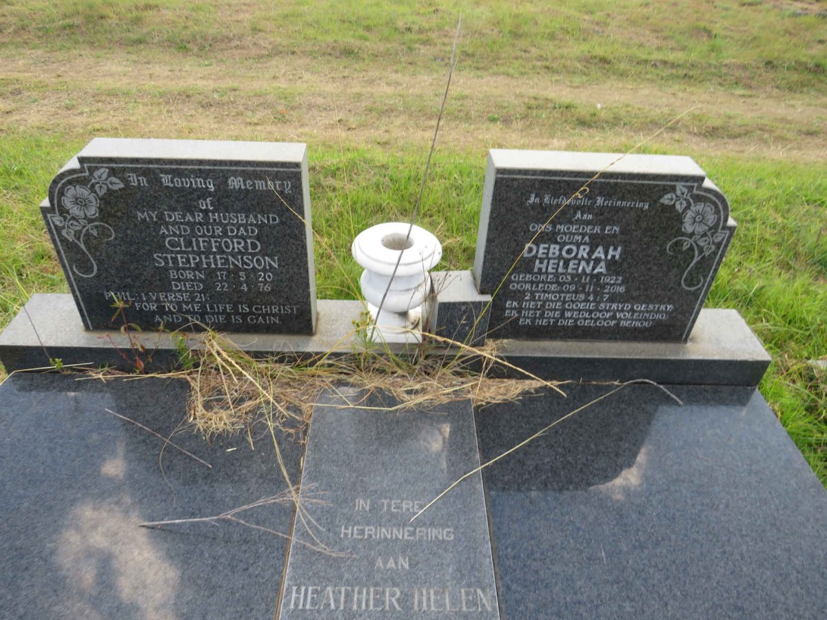 ? Clifford Stephenson 1920-1976 & Deborah Helena 1922-2016 :: ? Heather Helen 1968-1990