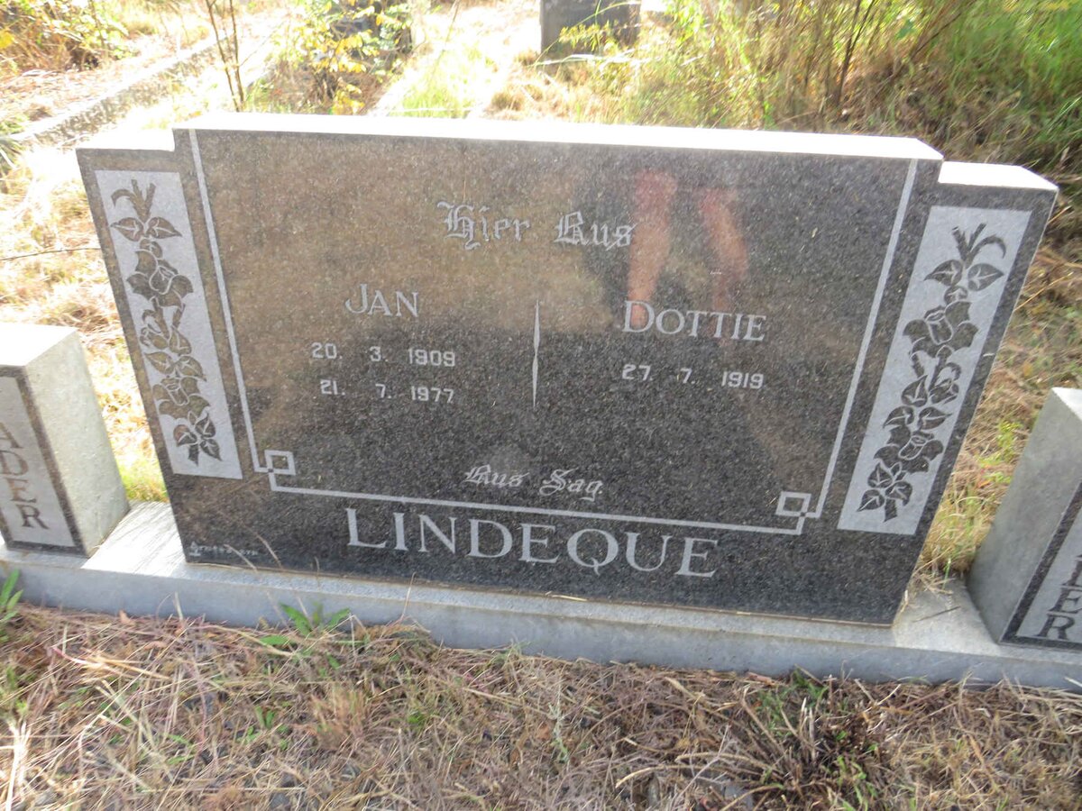 LINDEQUE Jan 1909-1977 & Dottie 1919-