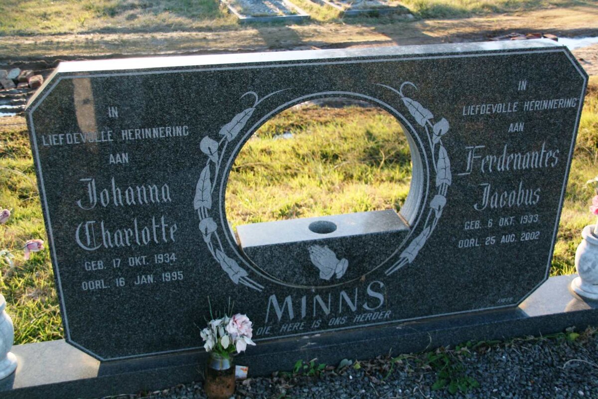 MINNS Ferdenantes Jacobus 1933-2002 & Johanna Charlotte 1934-1995