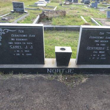 NORTJE Sarel J.J. 1914-1980 & Gertruida S.M. MOIR 1917-2006