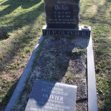 OLIVIER H.P. 1973-1991 :: OLIVIER Hennetjie Johanna Cecilia nee JANSE VAN RENSBURG 1948-2005 