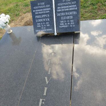 OLIVIER Philippus Lodewyk 1931-1985 & Jacoba Magritha Elizabeth 1933-2015 _1