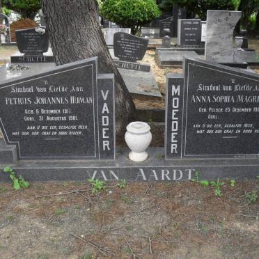 AARDT Petrus Johannes Human, van 1917-1981 &amp; Anna Sophia Magrietha PELSER 1920-