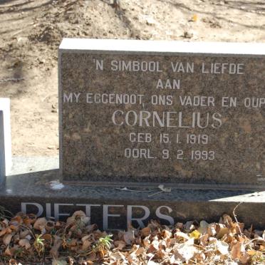 PIETERS Cornelius 1919-1993 &amp; Ellie STEYN 1924-1995