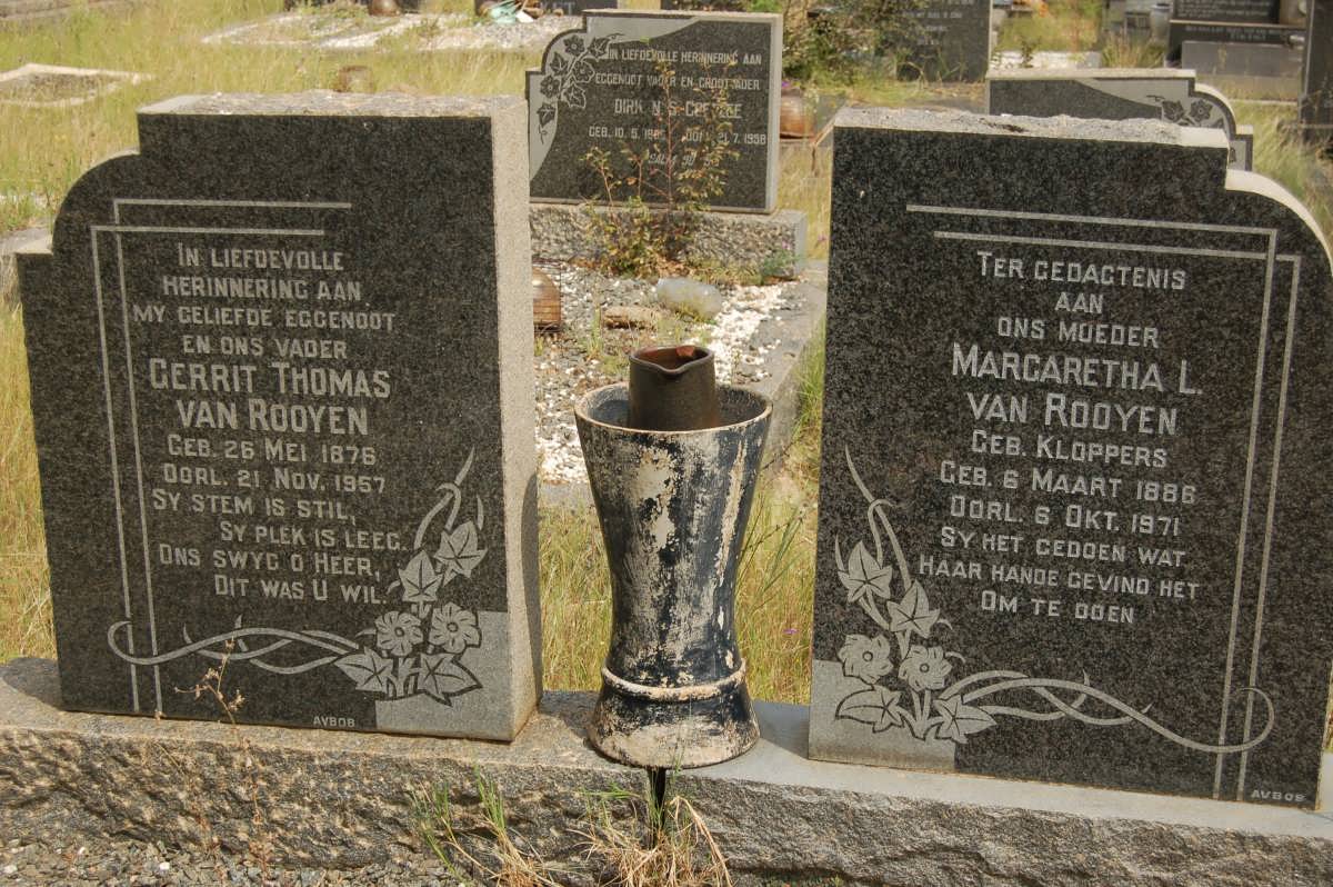 ROOYEN Gerrit Thomas, van 1876-1957 &amp; Margaretha L. KLOPPERS 1886-1971