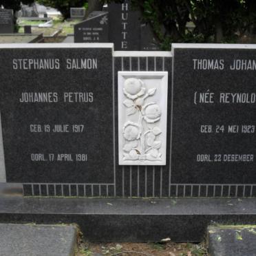 ? Stephanus Salmon Johannes Petrus 1917-1981 &amp; Thomas Johanna REYNOLDS 1923-2005