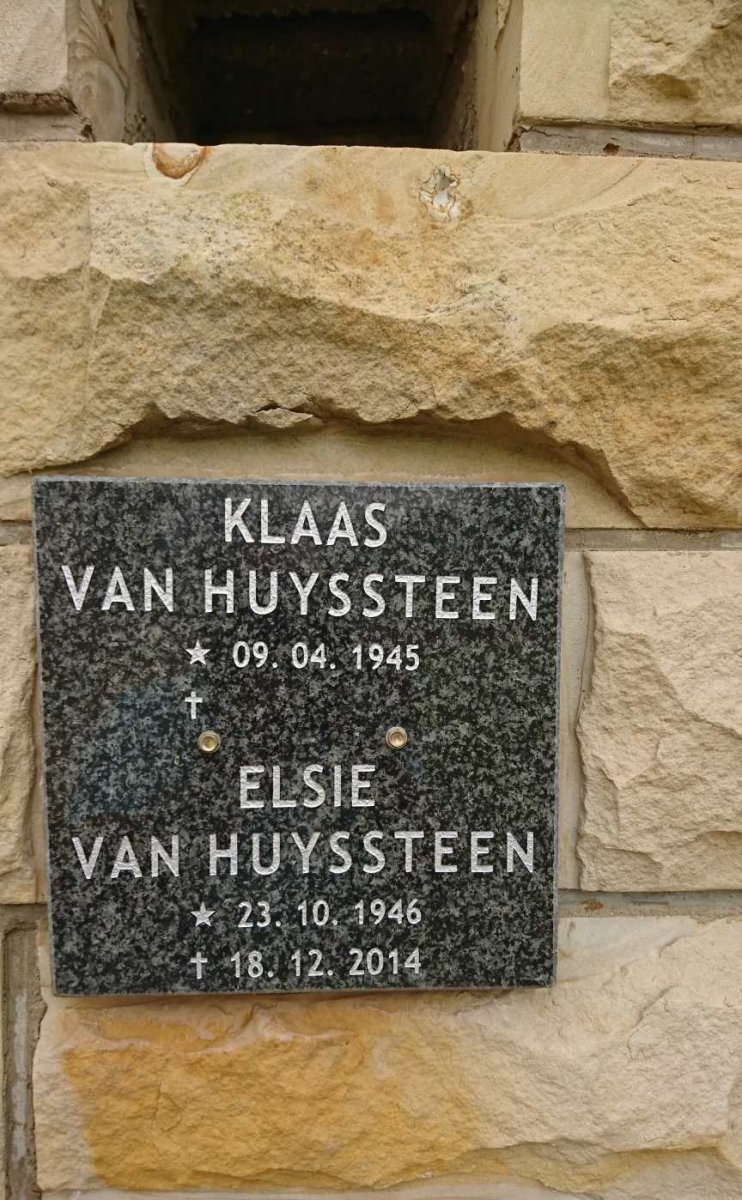 HUYSSTEEN Klaas, van 1945- &amp; Elsie 1946-2014