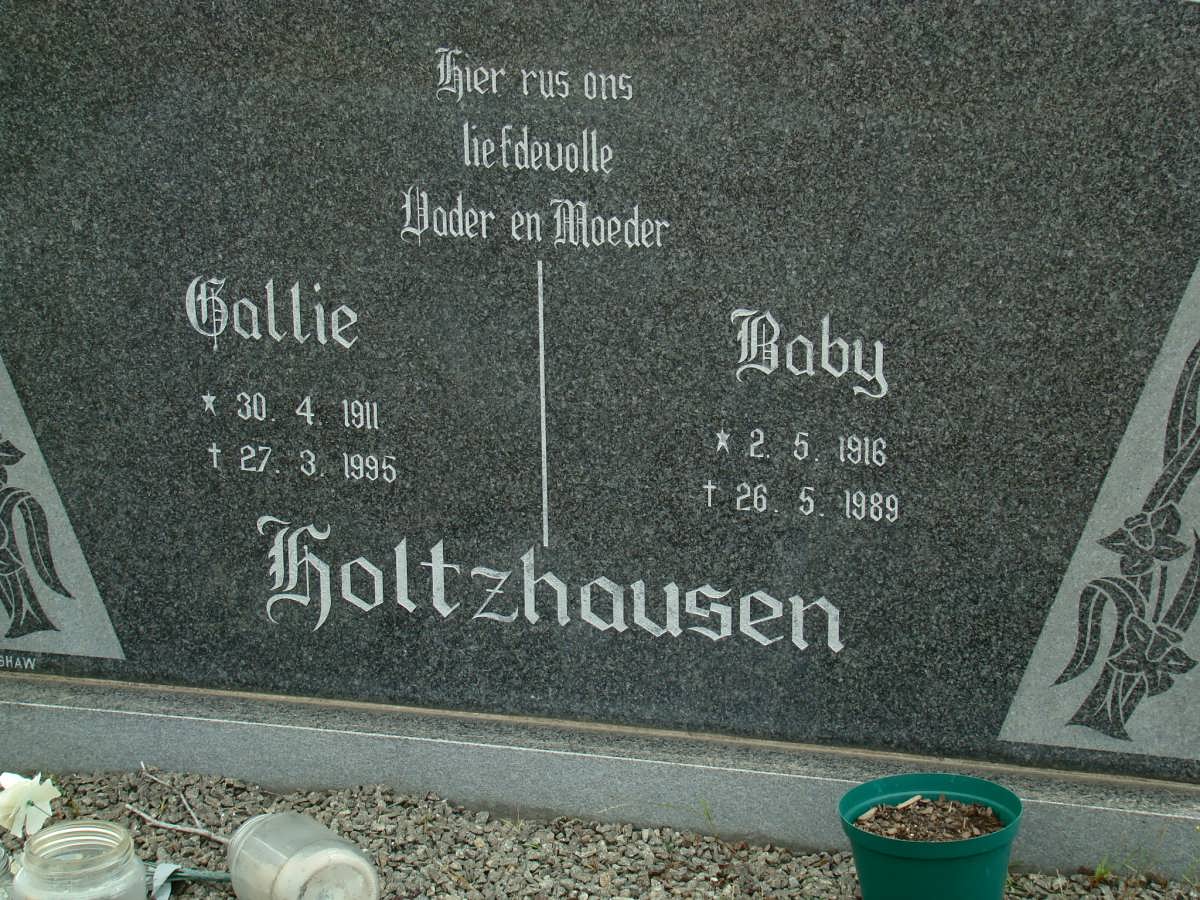 HOLTZHAUSEN Callie 1911-1995 &amp; Baby 1916-1989