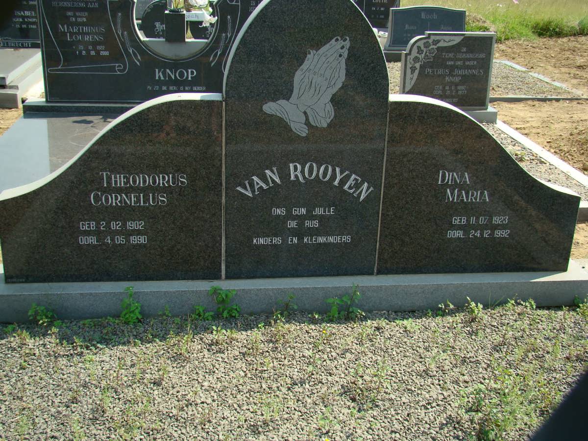 ROOYEN Theodorus Cornelus, van 1902-1990 &amp; Dina Maria 1923-1992