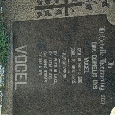 VOGEL Dirk Cornelis Uys 1906-1949