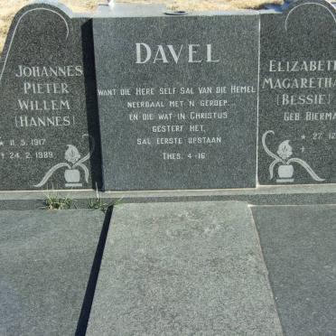 DAVEL Johannes Pieter Willem 1917-1989 &amp; Elizabeth Magaretha BIERMAN 1926-