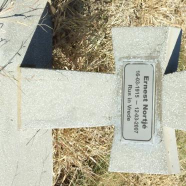 NORTJE Ernest 1915-2007