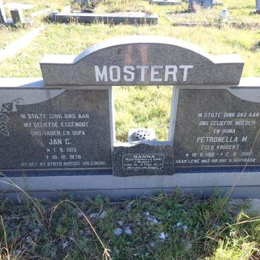 MOSTERT Jan C. 1915-1978 & Petronella M. KRUGER 1915-2007 :: VAN DER LINDE Maria Susanna nee MOSTERT 1945-2016