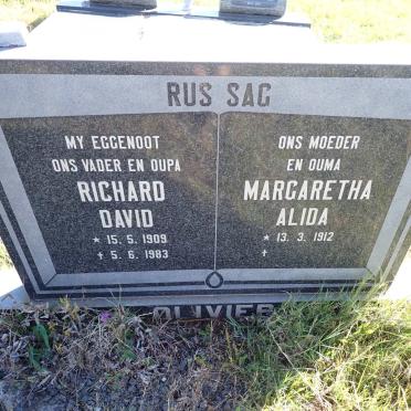 OLIVIER Richard David 1909-1983 & Margaretha Alida 1912-