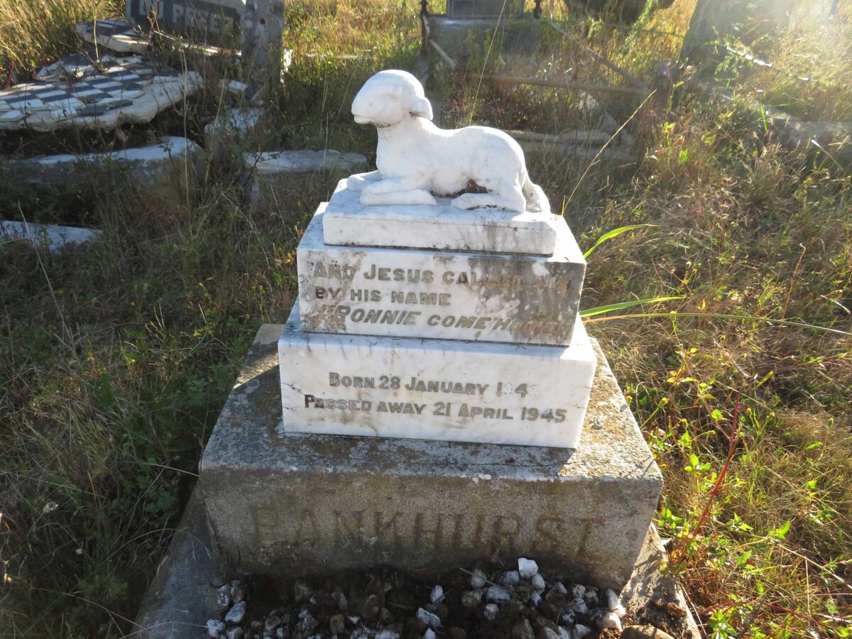 PANKHURST Ronnie 1943-1945