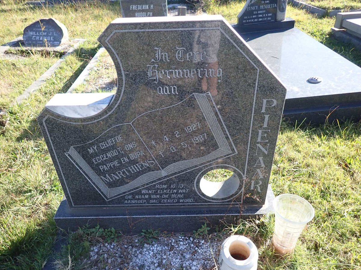 PIENAAR Marthiens 1927-1987